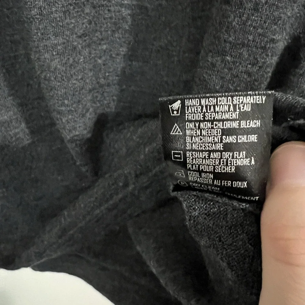 Patrick Assaraf Men's Medium 100% Merino Wool Base Layer Crewneck Sweater‎ Gray